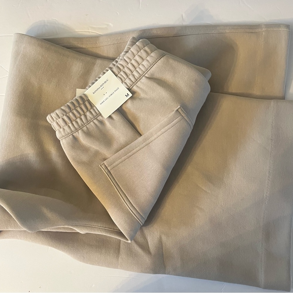 Banana Republic Beige Joggers